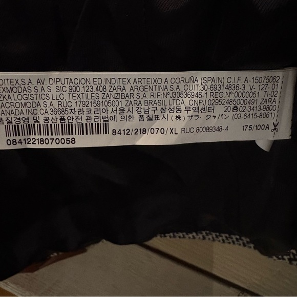 Zara Black and White Blazer - Picture 11 of 16